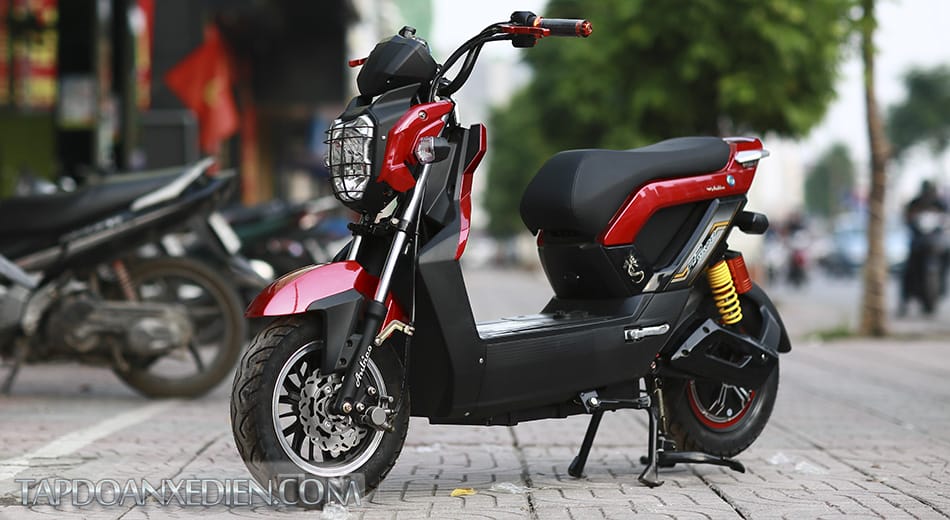 xe m&aacute;y điện Zoomer 2017