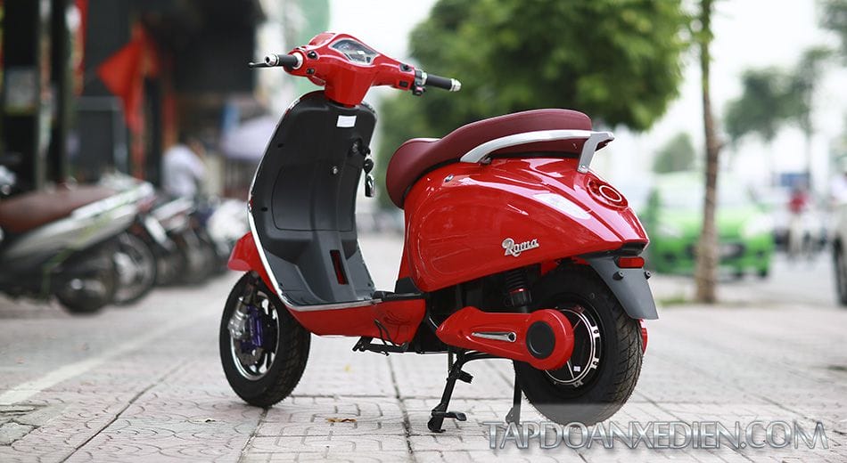 XE MÁY ĐIỆN VESPA ROMA