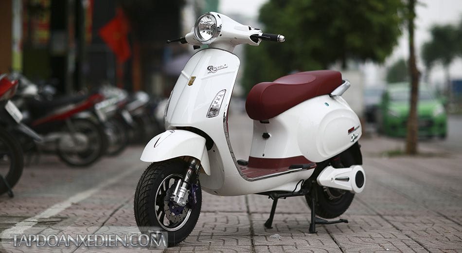 XE MÁY ĐIỆN VESPA ROMA