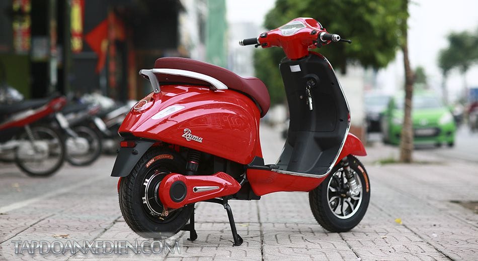 XE MÁY ĐIỆN VESPA ROMA