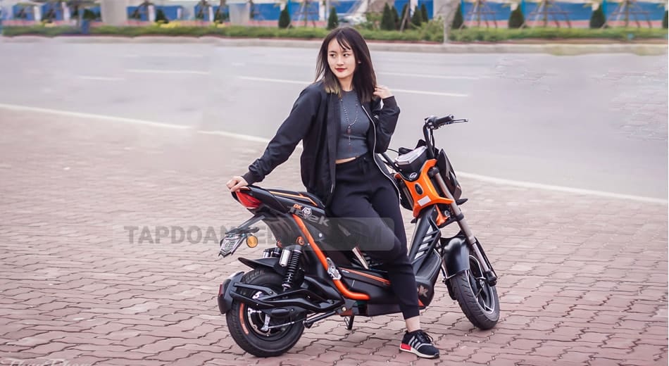 xe m&aacute;y điện Aima Jeek