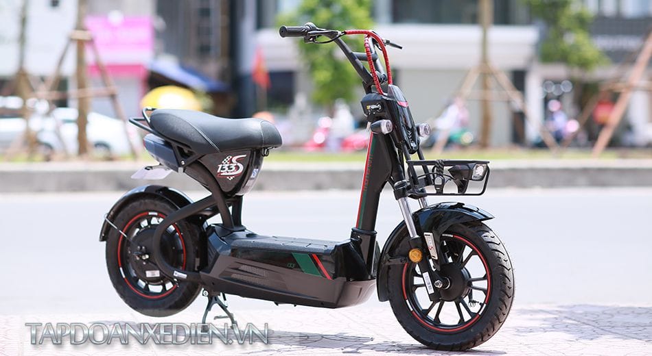 XE MÁY ĐIỆN GIANT M133S PLUS 2016