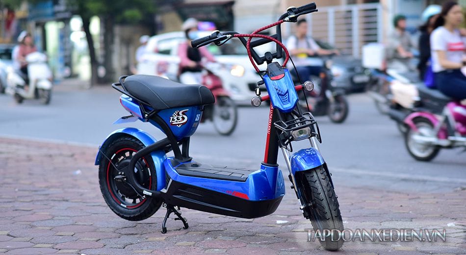 XE MÁY ĐIỆN GIANT M133S PLUS