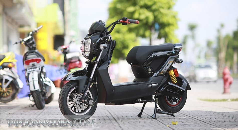 Xe máy điện Zoomer 2017 – thu hút mọi ánh nhìn